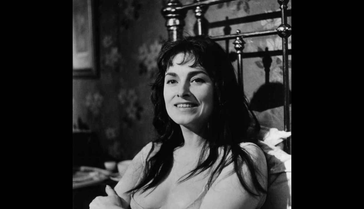 Barbara Jefford - the Original Bond Girl