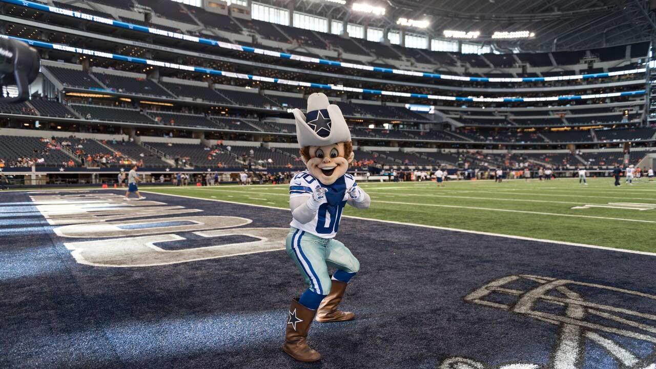 dallas cowboy mascot rowdy