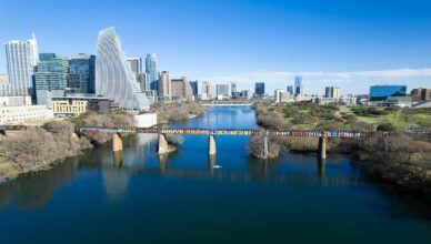 downtown austin lady bird lake