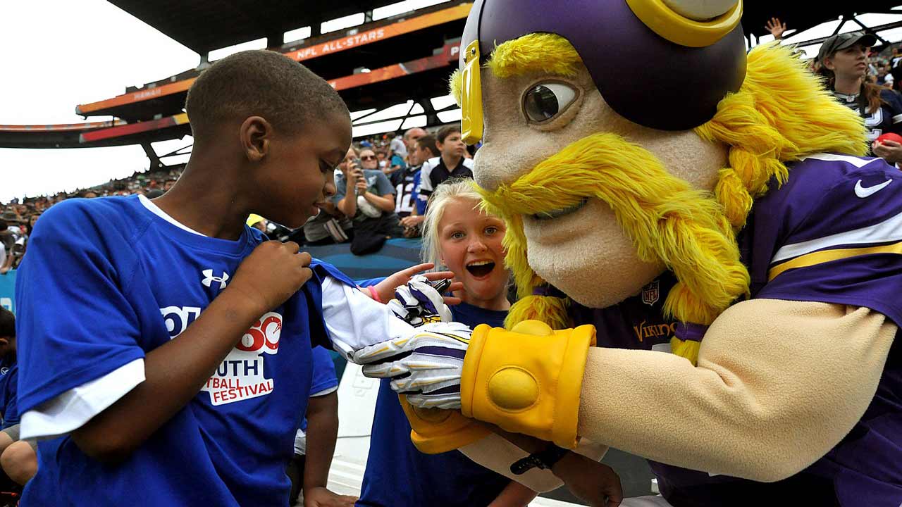 minnesota vikings mascot viktor