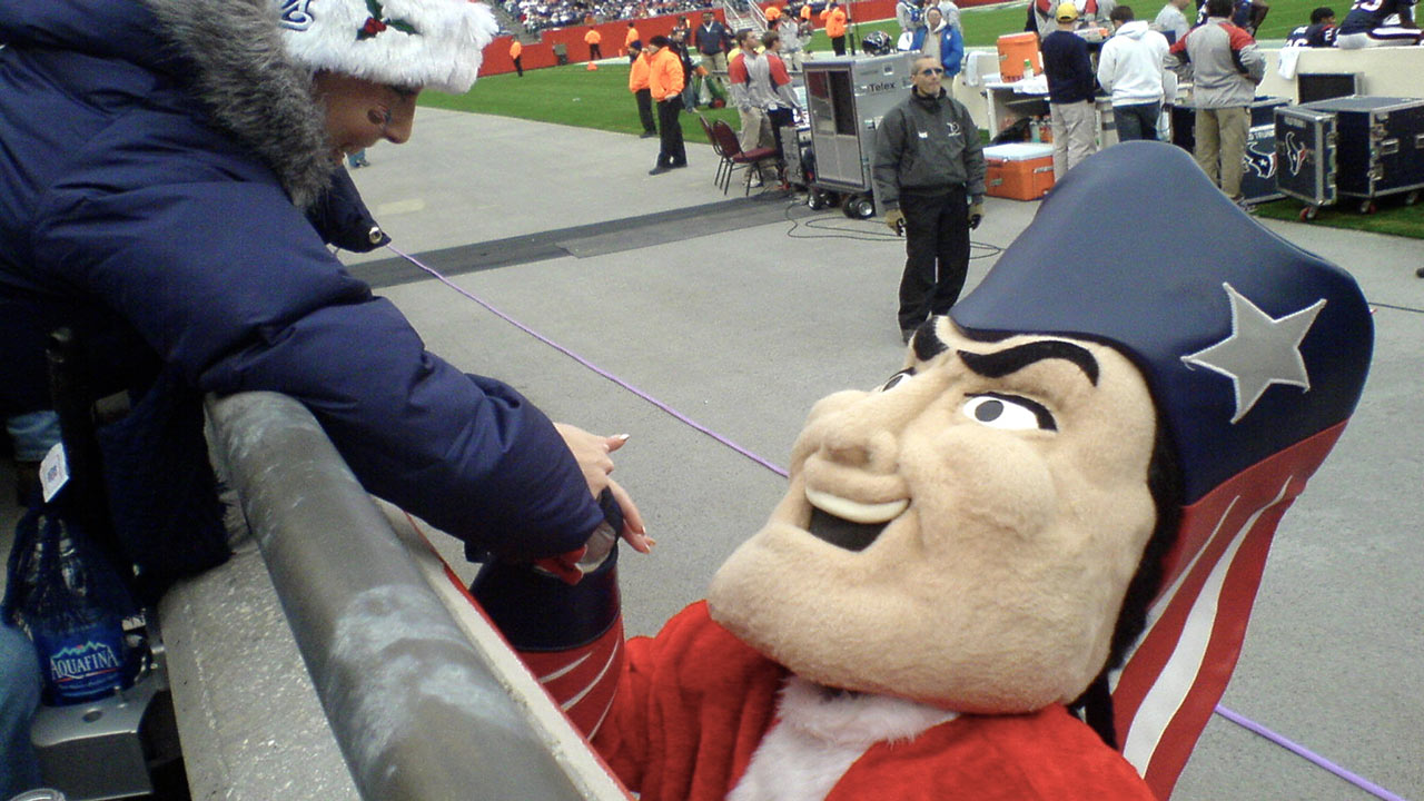 new england mascot pat patriot