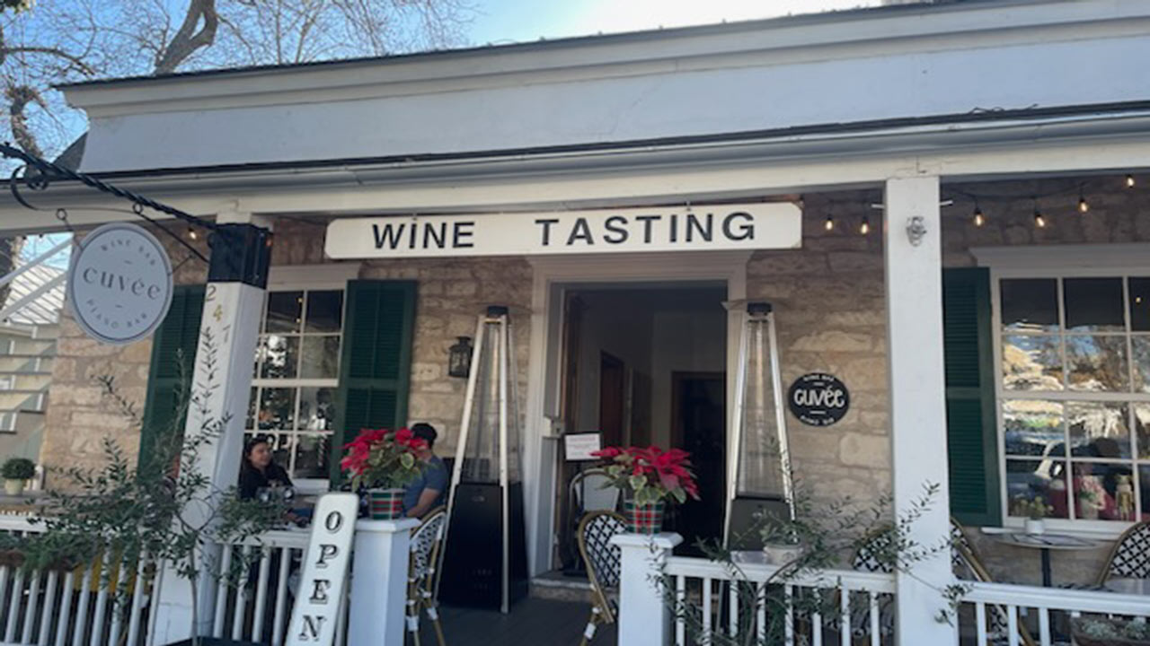 wine tasting room main street fredericksburg